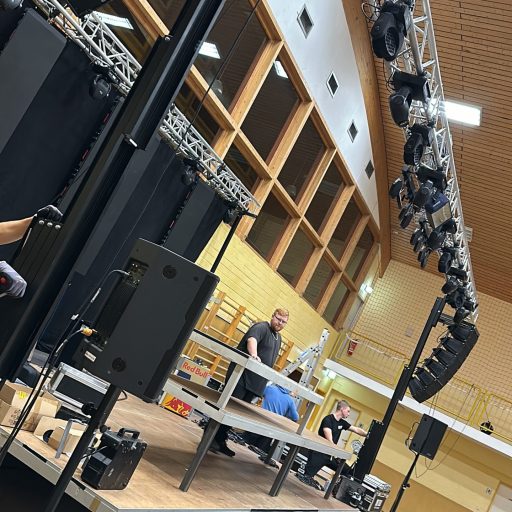 35F4A9E4-0522-4D77-AC2D-730EA13FE9D9